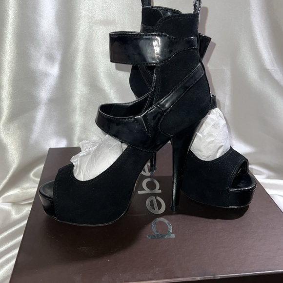 BEBE Suede Open Toe Booties in Black Size 6 - Picture 4 of 5
